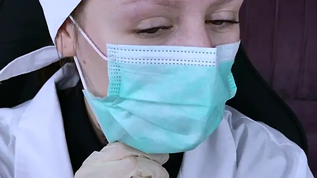 Snapshot of VeliraBraitberg chatting on 10.31.25 VeliraBraitberg online show from 10.31.25