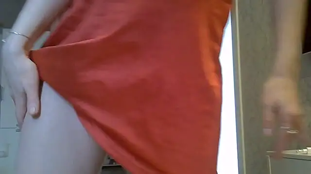ZarinaSwift online show from 05.16.26