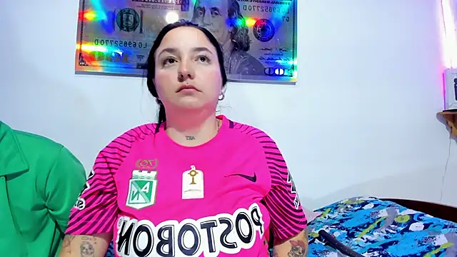 Bad Couple 1 online show from 12.23.24