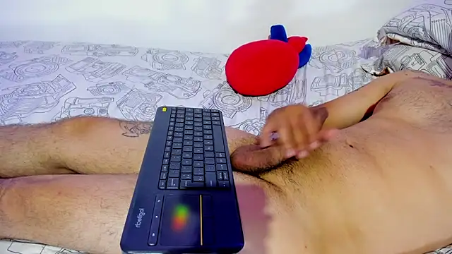 Bad Couple 1 online show from 12.27.24