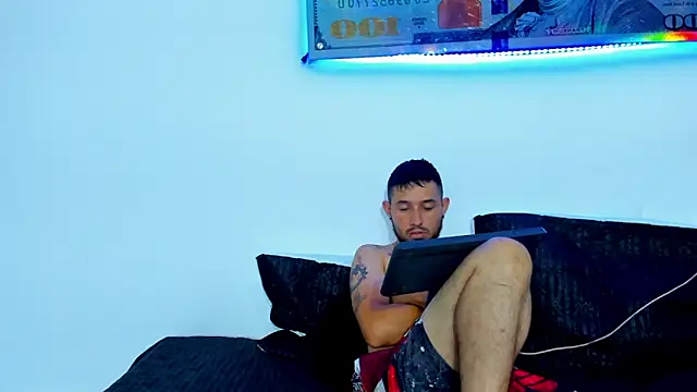 Bad Couple 1 online show from 03.19.25