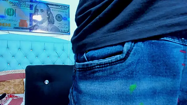 Bad Couple 1 online show from 10.31.25