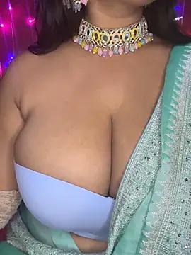 Snapshot of Playful__Princess chatting on 01.31.25 Playful Princess online show from 01.31.25