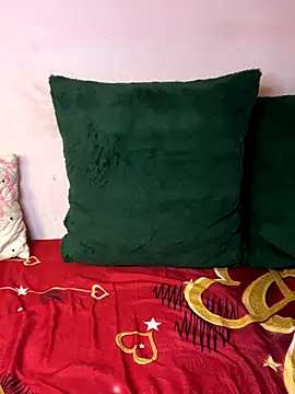 Snapshot of Playful__Princess chatting on 10.03.25 Playful Princess online show from 10.03.25