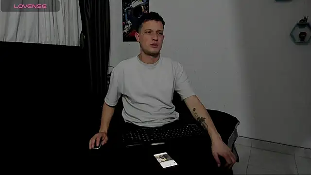 Snapshot of RyanHorseman chatting on 11.08.25 RyanHorseman online show from 11.08.25