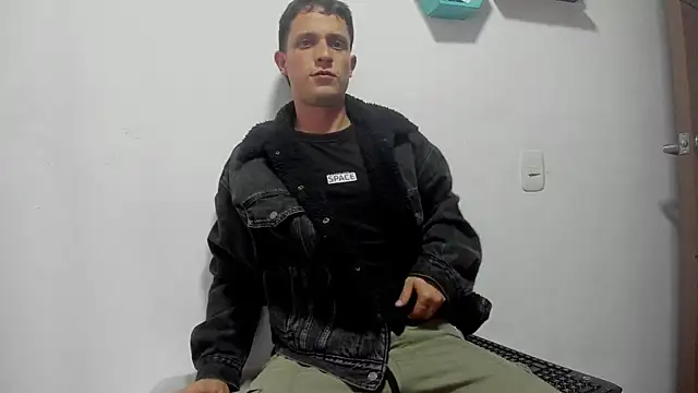 Snapshot of RyanHorseman chatting on 04.05.26 RyanHorseman online show from 04.05.26