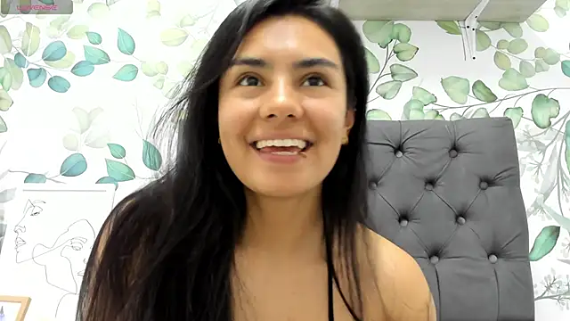 atilanadiaz7 online show from 02.06.25