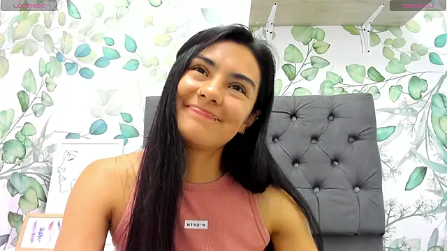 atilanadiaz7 online show from 02.19.25