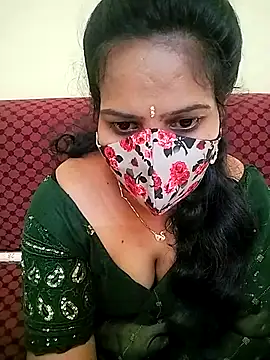 Snapshot of melina214 chatting on 03.11.26 melina214 online show from 03.11.26