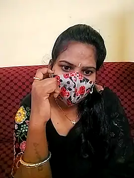 Snapshot of melina214 chatting on 03.13.26 melina214 online show from 03.13.26