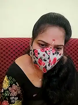 Snapshot of melina214 chatting on 03.14.26 melina214 online show from 03.14.26