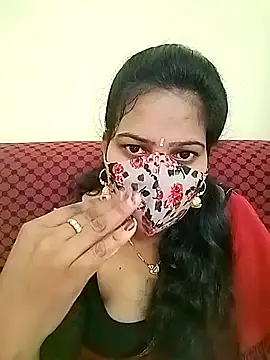 Snapshot of melina214 chatting on 03.16.26 melina214 online show from 03.16.26