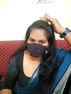 Snapshot of melina214 chatting on 03.22.26 melina214 online show from 03.22.26