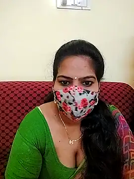 Snapshot of melina214 chatting on 03.23.26 melina214 online show from 03.23.26