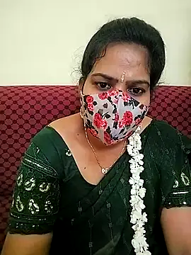 Snapshot of melina214 chatting on 03.28.26 melina214 online show from 03.28.26