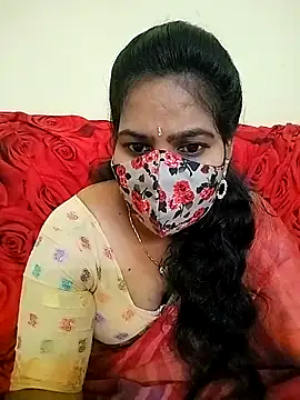 Snapshot of melina214 chatting on 04.02.26 melina214 online show from 04.02.26