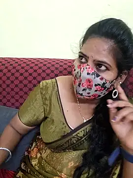 Snapshot of melina214 chatting on 04.13.26 melina214 online show from 04.13.26