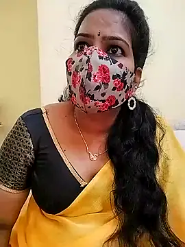 Snapshot of melina214 chatting on 04.16.26 melina214 online show from 04.16.26