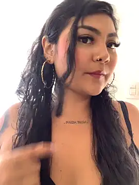 Juli Walker online show from 05.11.26