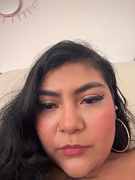 Juli Walker online show from 07.12.26