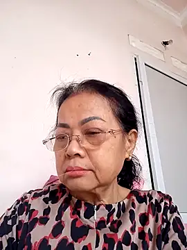 Hotestlove online show from 12.16.25