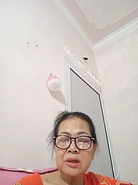 Hotestlove online show from 05.23.26