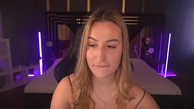 LiaBrazzerr online show from 02.27.25