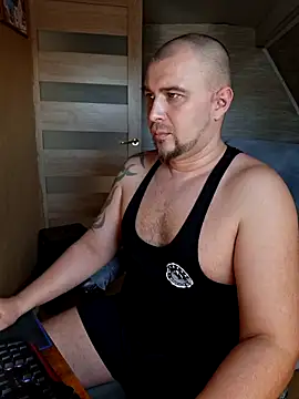 Foxyshaved online show from 03.28.26