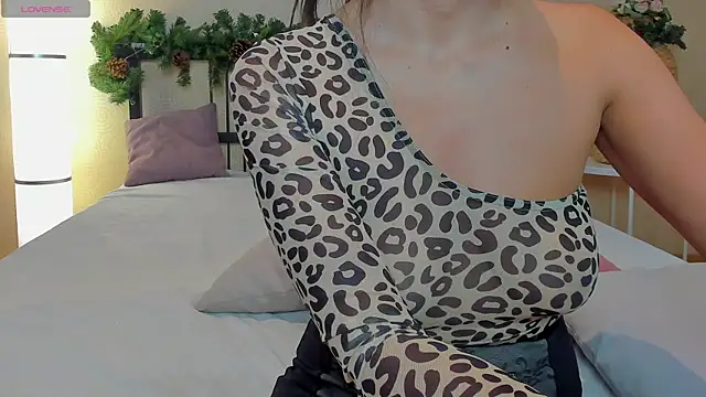 Snapshot of yourastral chatting on 12.30.24 yourastral online show from 12.30.24