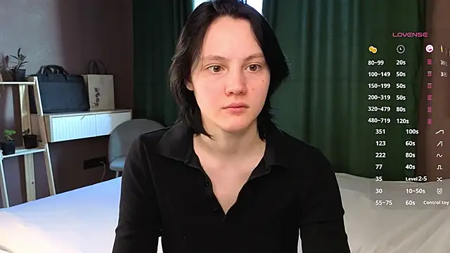 MaryCoopeer online show from 10.31.25