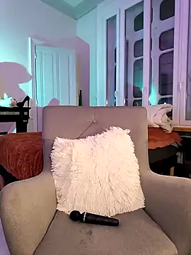 Snapshot of emma4xxx chatting on 12.11.24 emma4xxx online show from 12.11.24