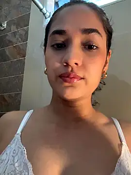 CuteeRose online show from 10.25.25