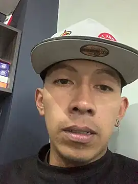 Chocolatito26 online show from 02.18.25