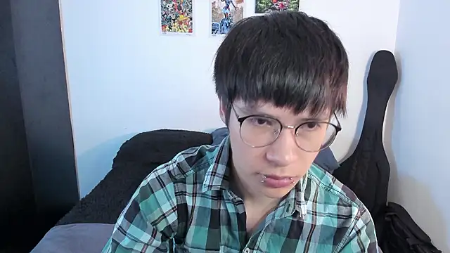 Snapshot of Aventure_Twinks chatting on 02.08.26 Aventure Twinks online show from 02.08.26