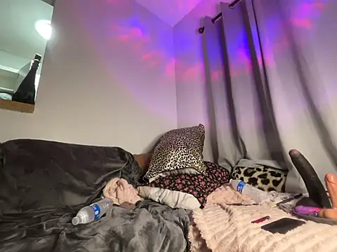 youluuvxo online show from 07.18.26