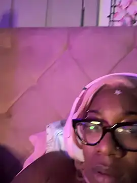 VixenCapri online show from 02.17.25