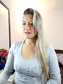 valeriahunter1 online show from 11.05.25