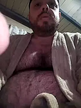 Snapshot of OFICINA_Simas-Turbo chatting on 10.07.25 OFICINA Simas-Turbo online show from 10.07.25