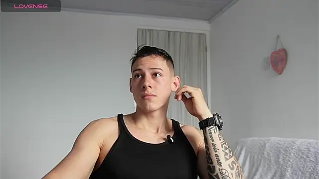 Muscle King Cum online show from 04.10.26