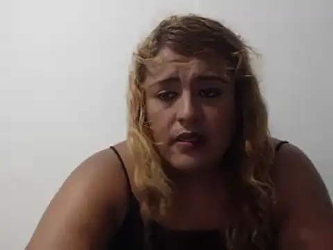 KIARAMARSHALLWELLZ online show from 12.17.24