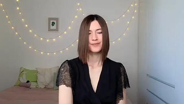 AliciaNewell online show from 07.18.26