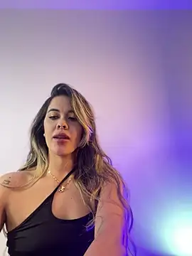 Snapshot of Emilia_Bakerr chatting on 02.08.25 Emilia Bakerr online show from 02.08.25