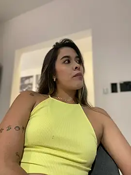 Snapshot of Emilia_Bakerr chatting on 02.10.25 Emilia Bakerr online show from 02.10.25