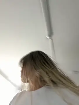 Emilia Bakerr online show from 06.04.26