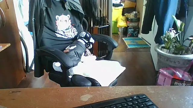 Daremeknot online show from 04.14.26