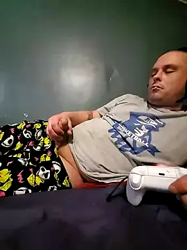 Snapshot of Dut421@xh chatting on 11.24.25 Dut421xh online show from 11.24.25