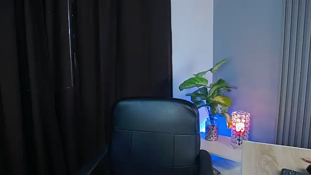 AllieEvans online show from 02.22.25