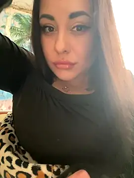 DaisyStreet online show from 11.24.25