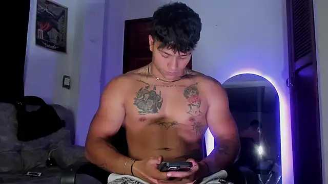Dominic Biker   online show from 06.12.26