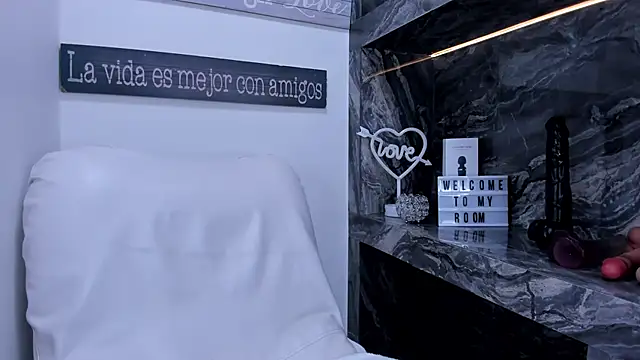 miss danika online show from 02.06.25